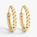 Bold Beaded Huggie Kupeler