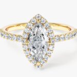 Marquise Halo Moissanit Nisan Yuzuk With Pave Set Side Stones (1.00 Ct)