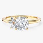 Crown-Accent Lab Grown Elmas Nisan Yuzuk