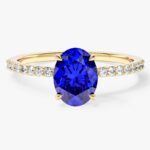 Sidestone Accent Oval Gemstone Nisan Yuzuk