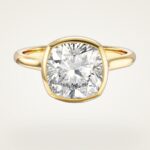 Bezel Cushion Moissanit Nisan Yuzuk (3.00 Ct)
