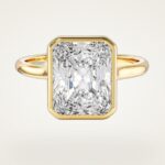 Bezel Radiant Moissanit Nisan Yuzuk (3.00 Ct)