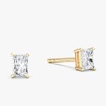 Radiant Cut Tektas Kupeler (0.25 Ct Tw)