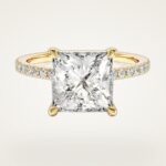 Princess Cut Moissanit Nisan Yuzuk With Pave Set Side Stones (3.00 Ct)